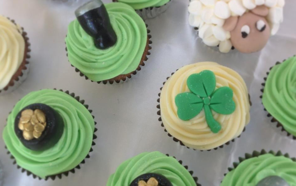 St Patrick's Day Cupcakes - Pikalily Food Blog