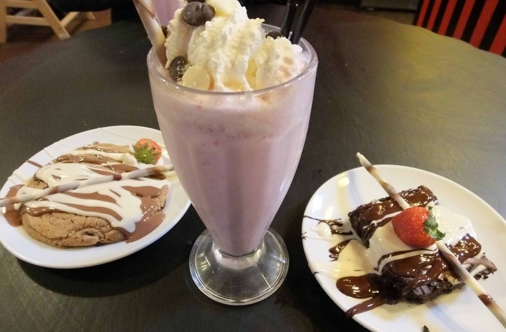 Cookies and milkshake - Choccywoccydoodah - Pikalily Food Blog