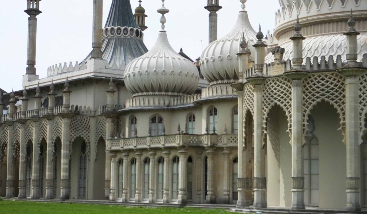 Royal Pavillion Palace Brighton - Pikalily Food Travel Blog
