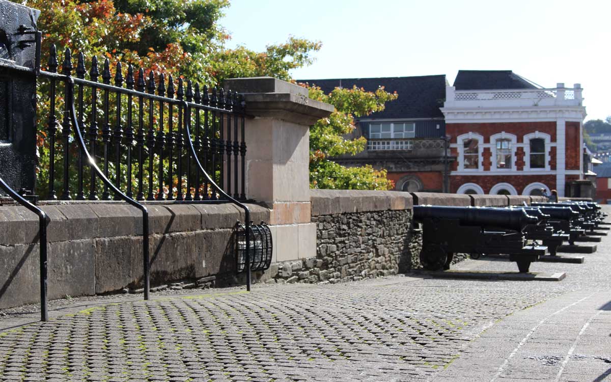 Derry walls cannons - Pikalily Travel blog