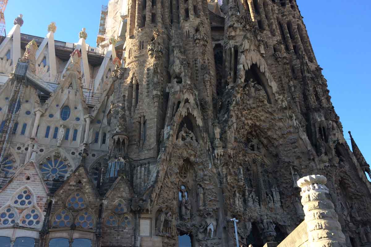 Sagrada Familia Barcelona - Pikalily Travel Blog