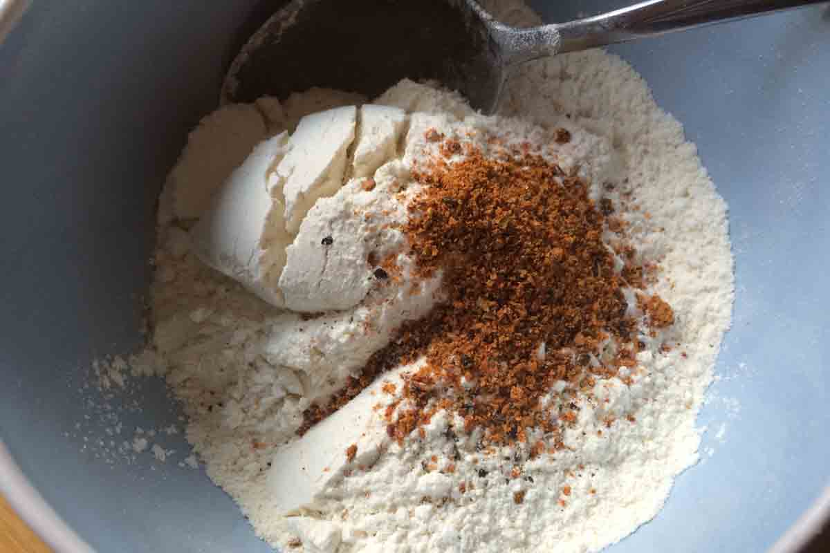 Flour mix for chicken - Pikalily food blog