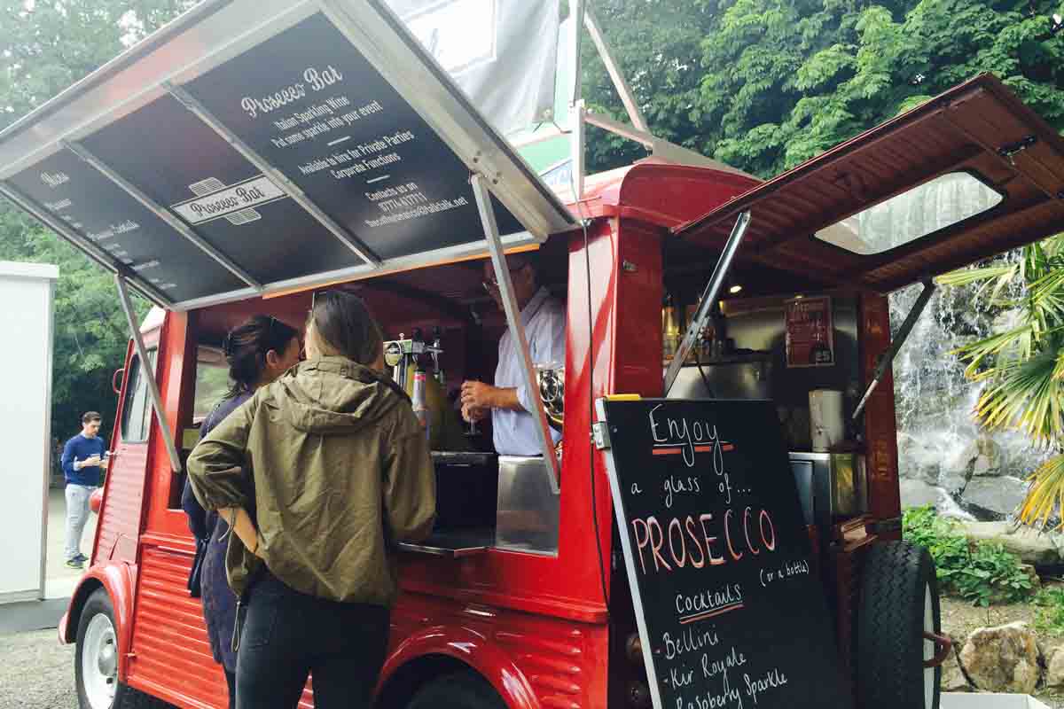 Prosecco Bus Taste of Dublin - Pikalily Food Blog