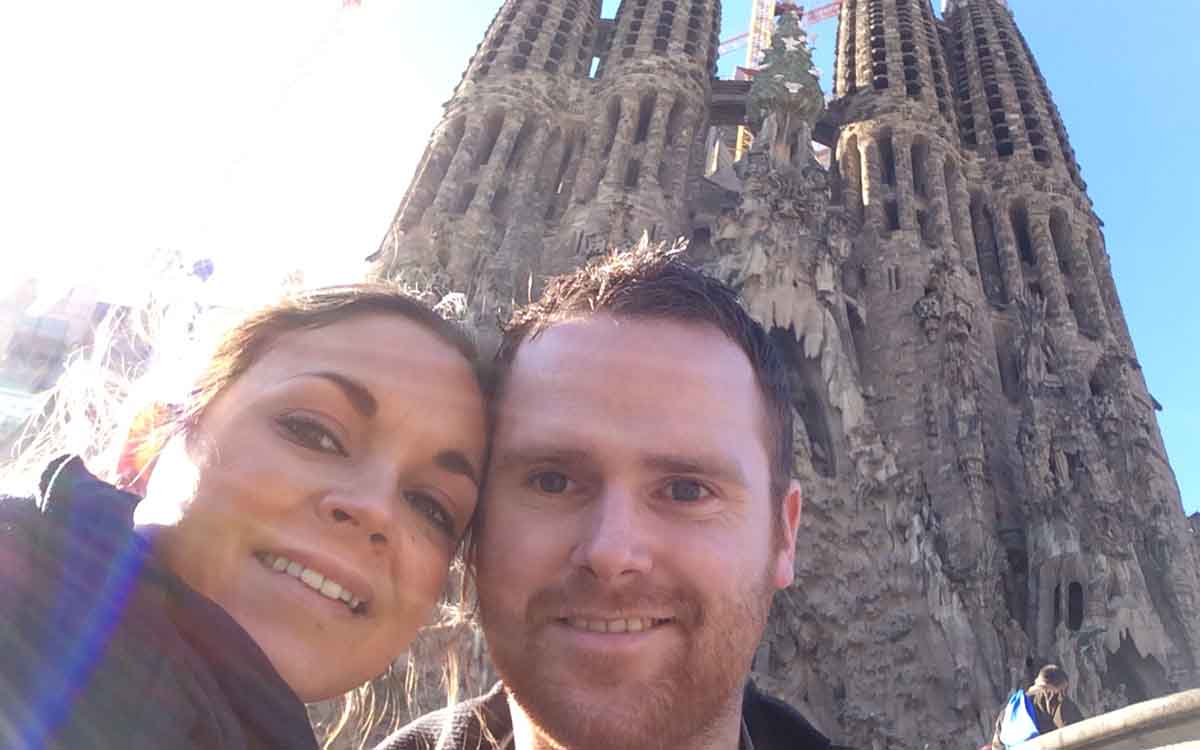 Sagrada Familia Selfie Barcelona - Pikalily Food Travel Blog
