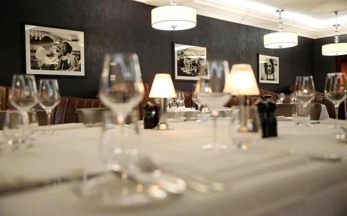 Marco Pierre White Belfast - Pikalily Food Travel Blog