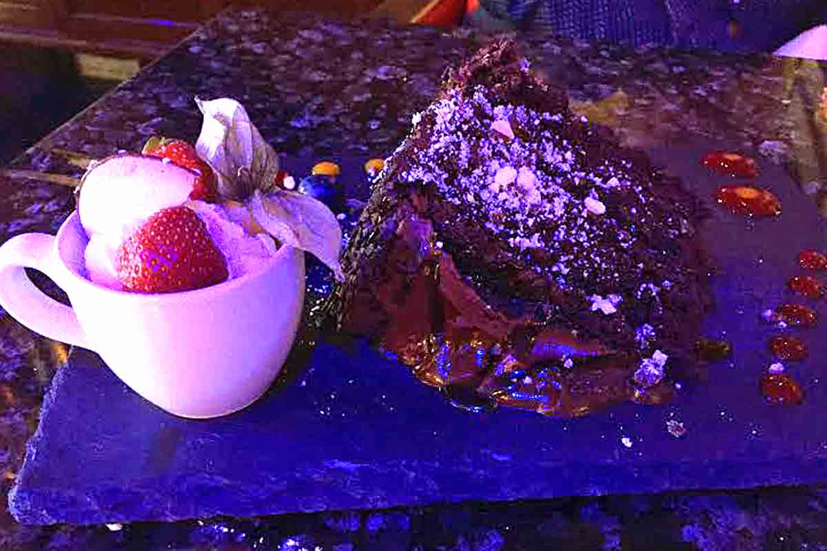 Chocolate Fudge Cake Dessert - Hugh McCanns Newcastle - Pikalily Food Travel Blog