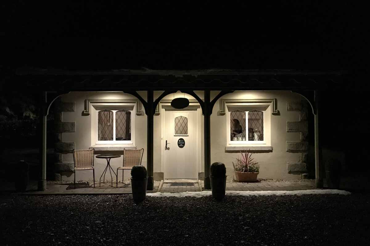 Blessingbourne Gate Lodge Night - Pikalily Travel Blog