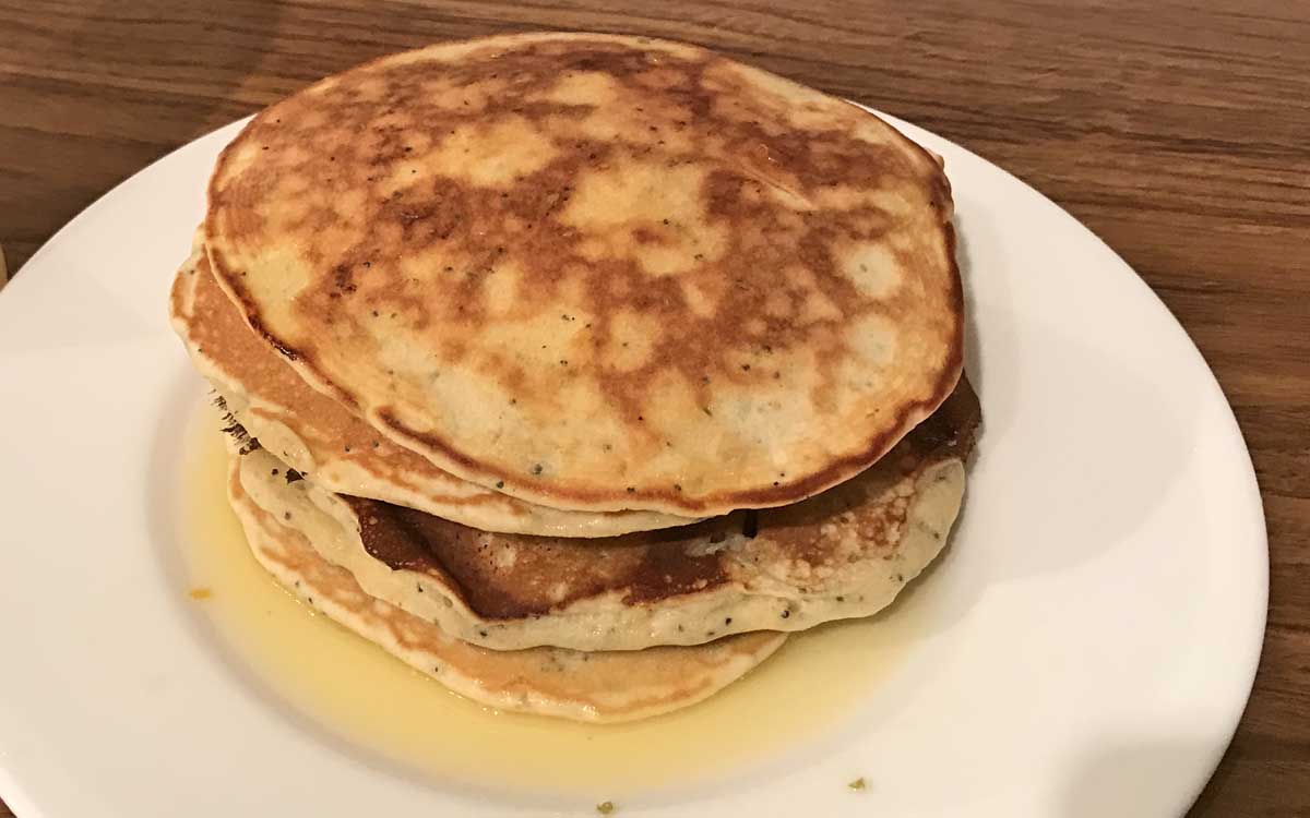 Lemon, lime and poppy seed pancake recipes - Pikalily Food Blog