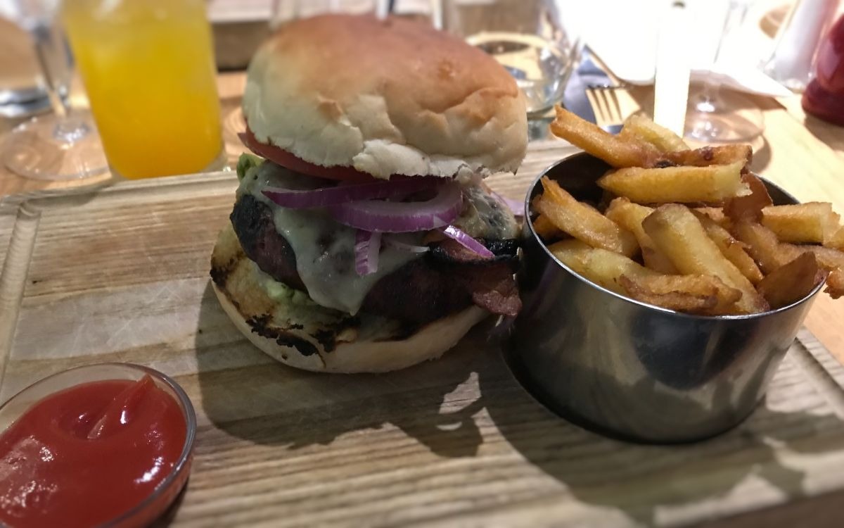 Belfasts Best Burger - Hadskis Belfast - Pikalily Food Travel Blog