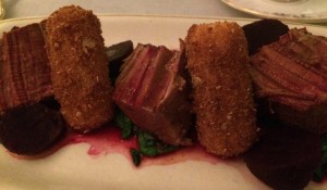 Olive Bizarre bistro evening - beef main - Pikalily food blog