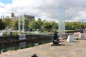 Meccano Bridge Belfast World Record - Pikalily Food Travel